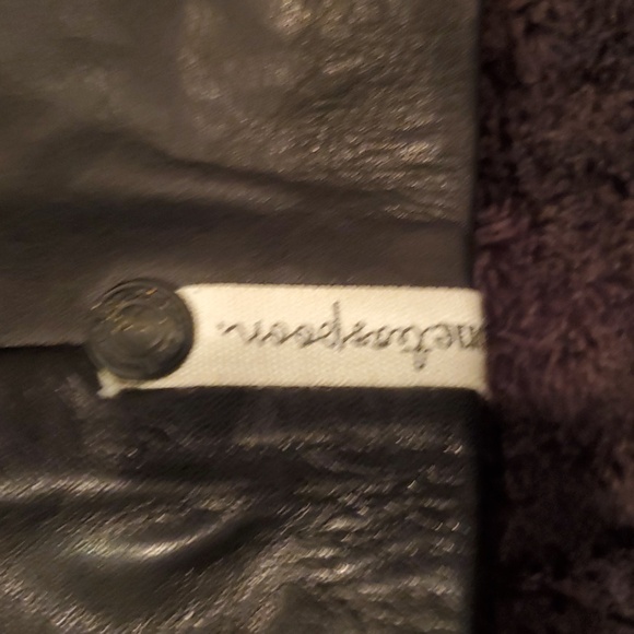 One teaspoon by Revolve Black Leather Lace-Up Skirt. Size Small - Picture 4 of 5